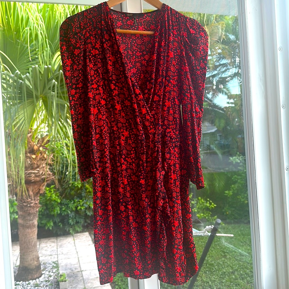Maje floral puff sleeve mini dress.